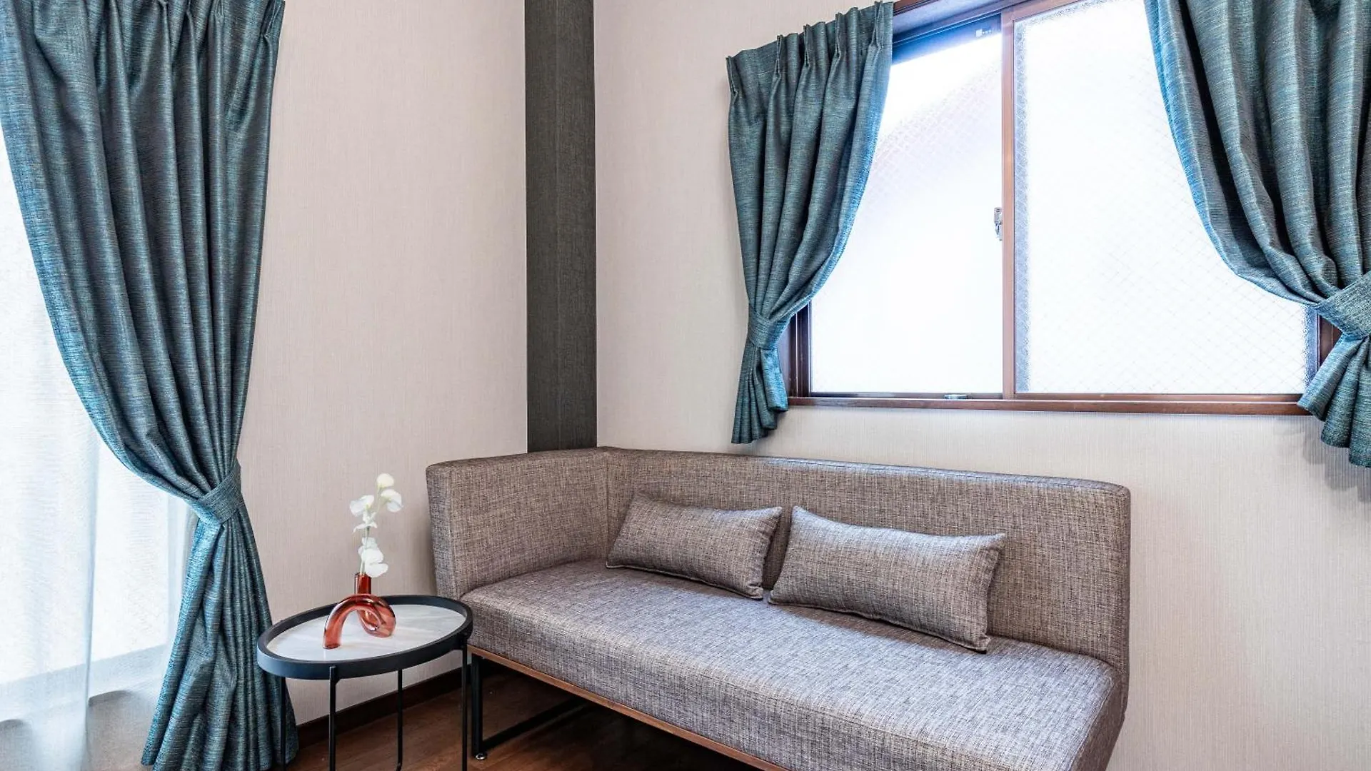Villa Bijou Suites Dapper Oszaka Japán